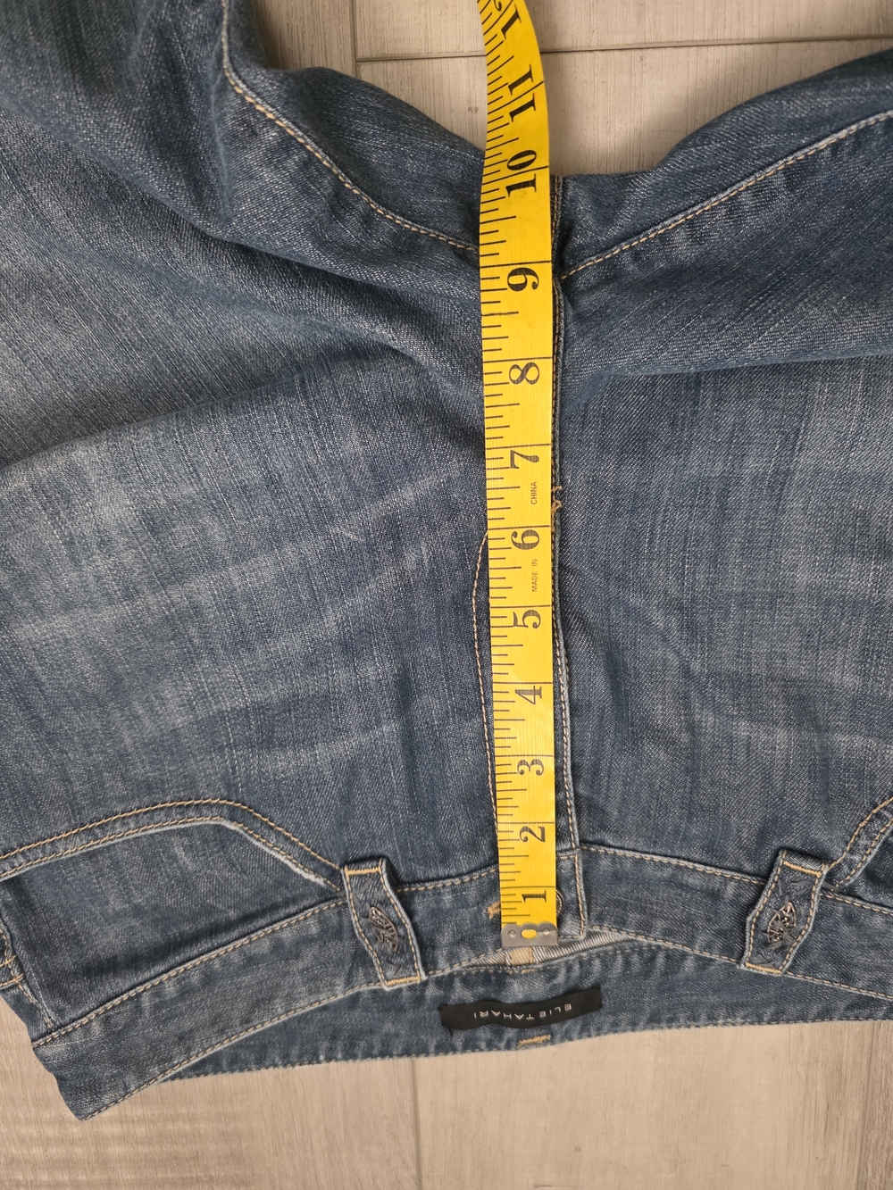 Elie Tahari Straight Leg Jeans Medium Wash Classic Denim (No Size Tag – Size 8 - Picture 10 of 12